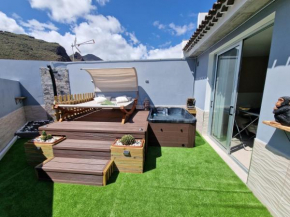 Dúplex de 2 habitaciones y 2 baños y con jackuzzi privado